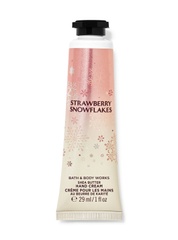 Крем для рук Bath and Body Works Strawberry Snowflakes