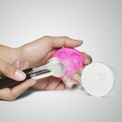 Мыло для очистки спонжа и кистей BEAUTYBLENDER Mini Blendercleanser Soli - Lavender ( лаванда)