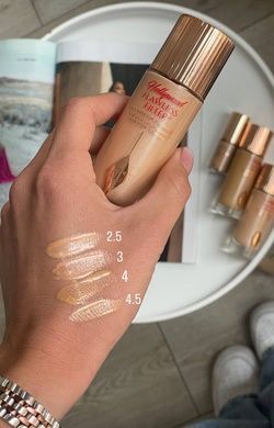 Подсвечивающий праймер Charlotte Tilbury Hollywood Flawless Filter - 2.5 Fair (без коробки)