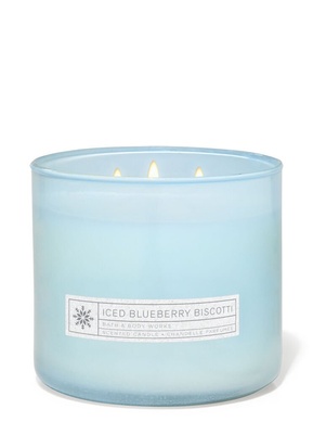 Свеча ароматизированная Bath and Body Works ICED BLUEBERRY BISCOTTI