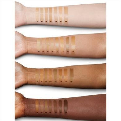 Тональна основа Charlotte Tilbury Beautiful Skin Medium Coverage Liquid Foundation with Hyaluronic Acid - 5N