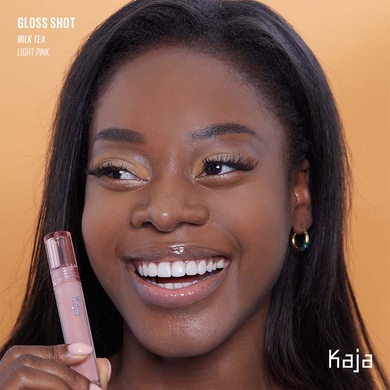 Блиск для губ Kaja Gloss Shot Hydrating Lip Gloss - 02 Milk Tea, 3ml