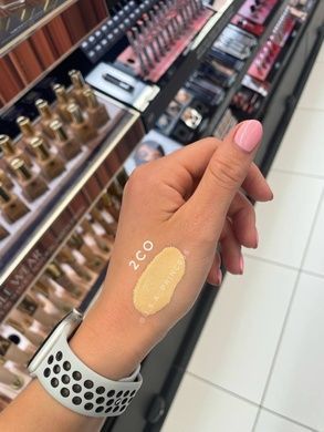 Тональний крем ESTEE LAUDER Futurist Aqua Brilliance Makeup SPF20 - 2СО Cool Vanilla